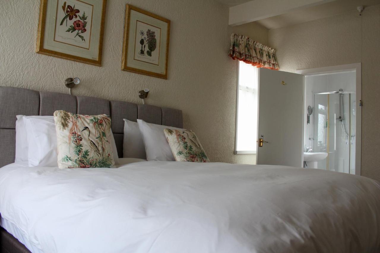 The Gaydon Bed & Breakfast Lytham St Annes Ngoại thất bức ảnh