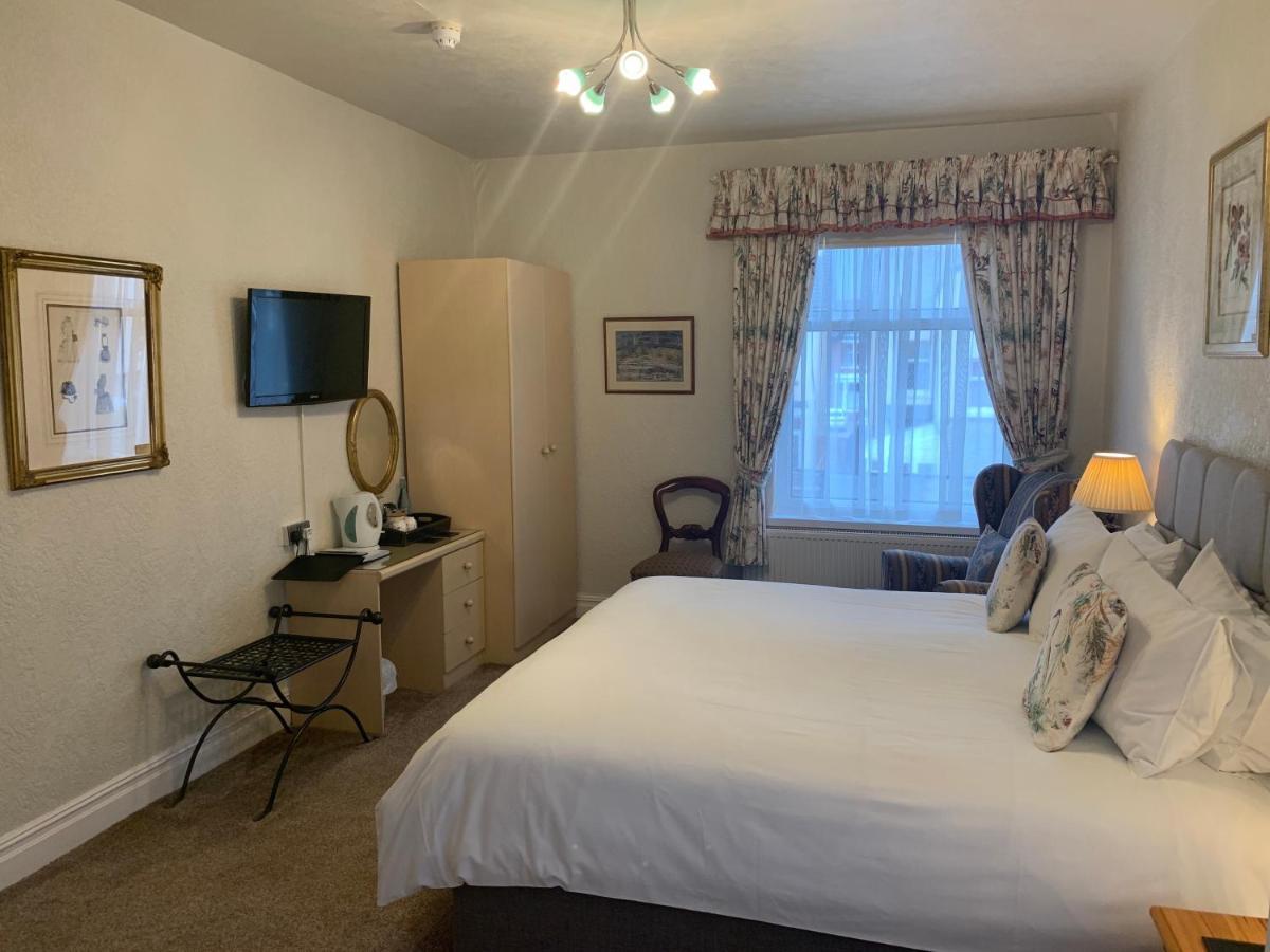 The Gaydon Bed & Breakfast Lytham St Annes Ngoại thất bức ảnh