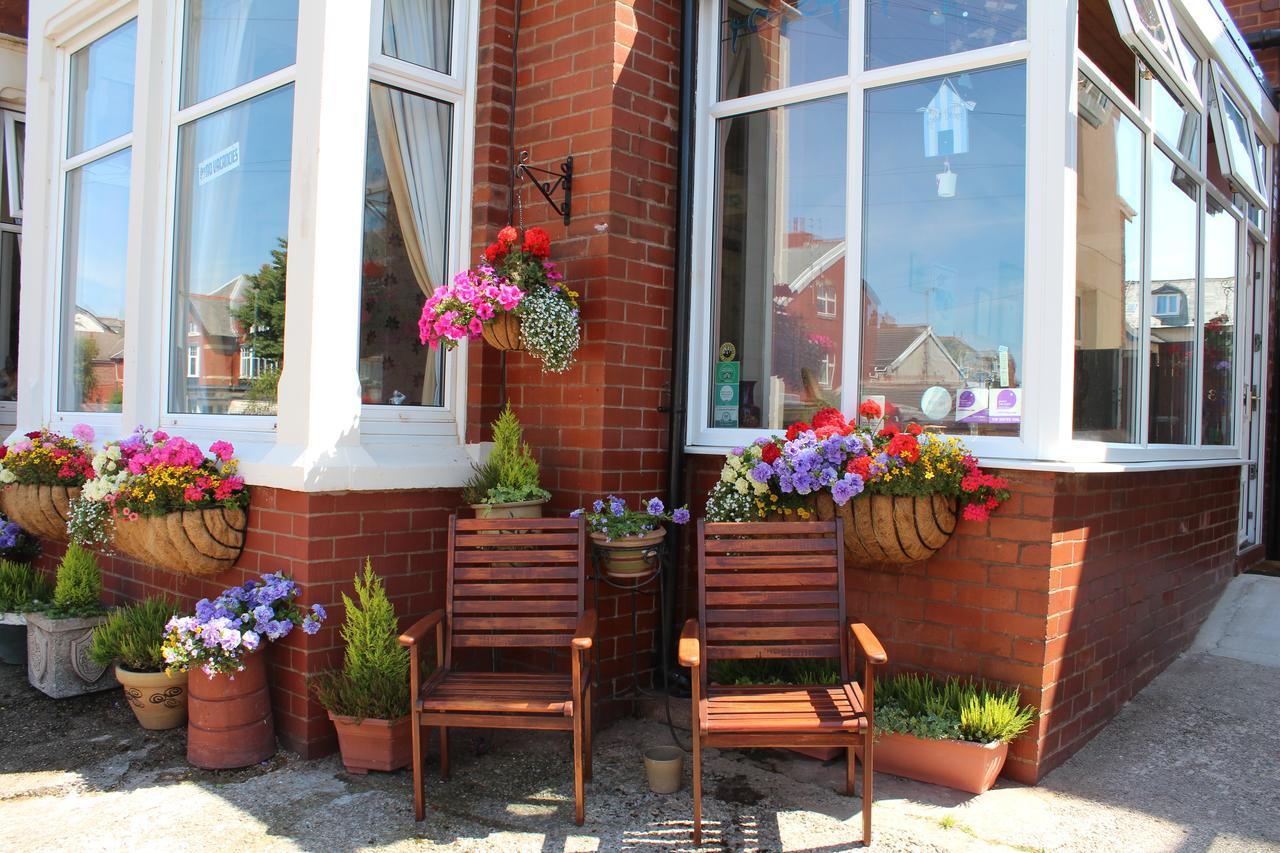 The Gaydon Bed & Breakfast Lytham St Annes Ngoại thất bức ảnh